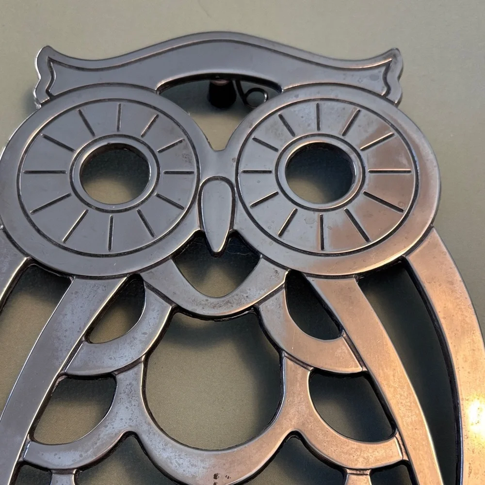 Hoo Hoo! Vintage Silverplated Owl Wall Decor or Trivet by Leonard - Sweet!